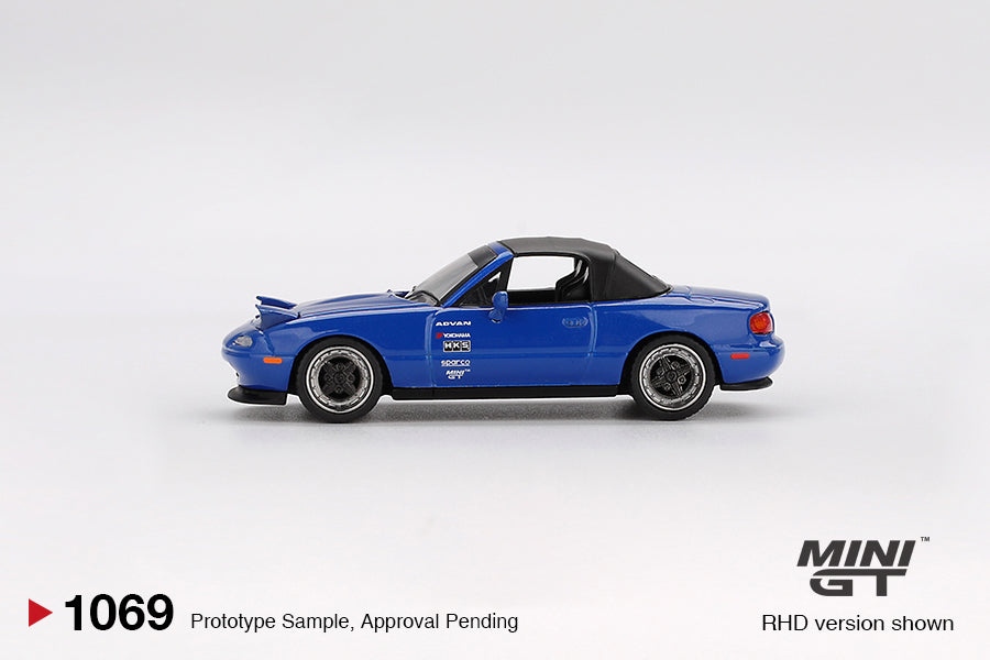 MiniGT 1:64 Mazda Miata MX-5 (NA) Tuned Version – Dark Blue #1069