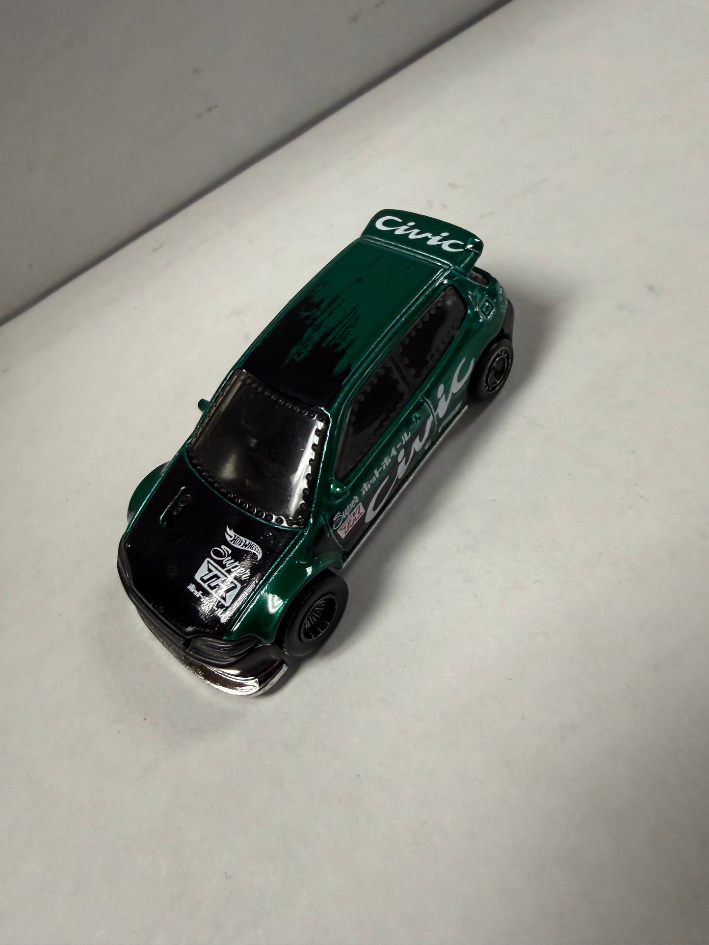 Hot Wheels 1:64 2026 Super Treasure Hunt - Honda Civic Custom *LOOSE*
