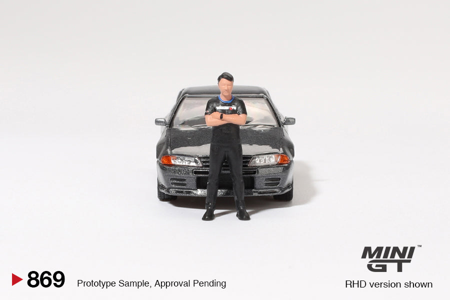 MiniGT 1:64 Nissan Skyline GT-R (R32) Nismo Gunmetal W/ Matsuda Figure – Tsugio Matsuda Collection #869