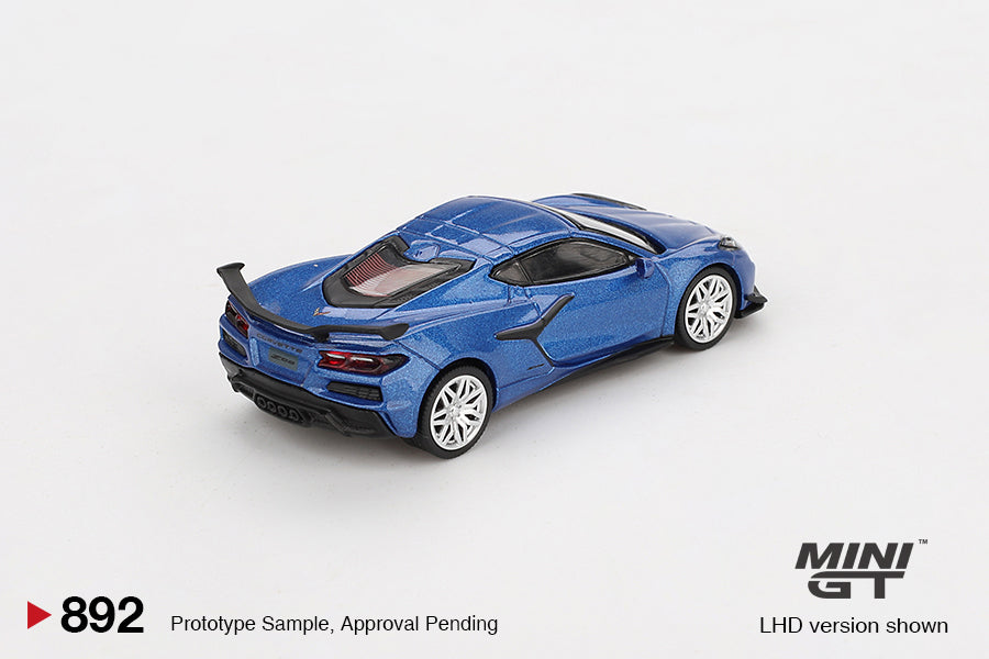 MiniGT 1:64 Chevrolet Corvette Z06 2023 – Elkhart Lake Blue Metallic #892