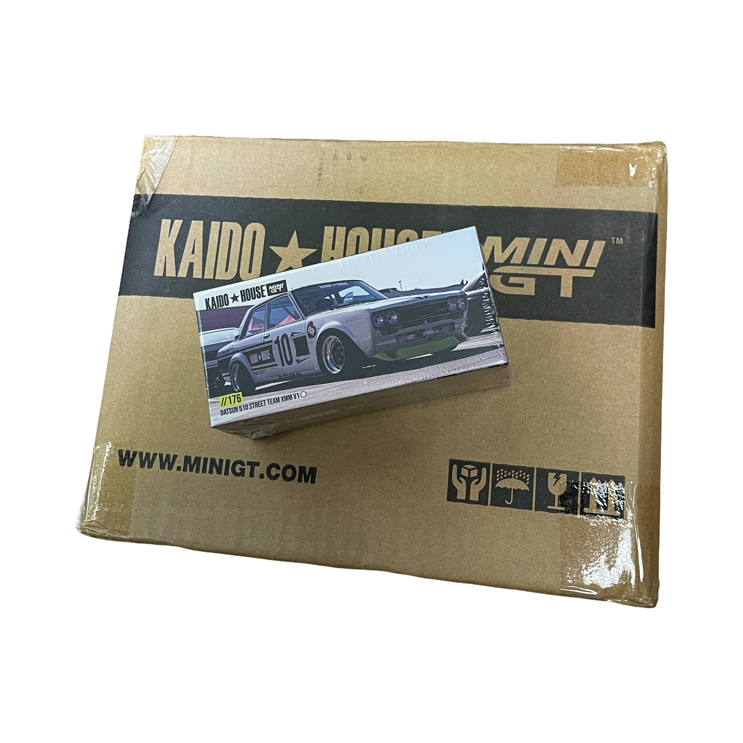 MiniGT X Kaido House 1:64 Datsun 510 Street Team XMM V1 - White **SEALED CASE**