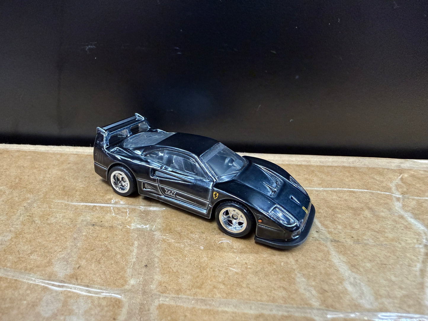 Hot Wheels 1:64 2026 C Case Super Treasure Hunt Ferrari F40 Competizione - LOOSE