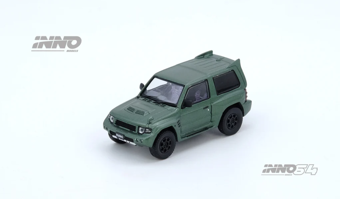 Inno64 1:64 Mitsubishi Pajero Evolution - Satin Green