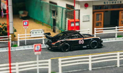Tarmac Works 1:64 Taiwan 7-Eleven Exclusive Porsche RWB 930 - Yaju