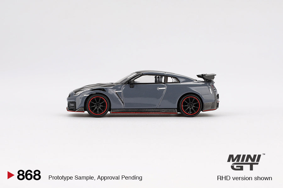 MiniGT 1:64 Nissan GT-R Nismo 2024 NISMO – Stealth Gray #868