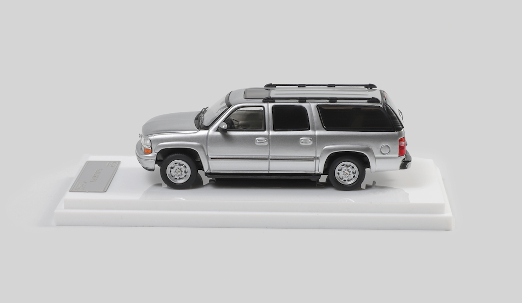 MK Miniatures 1:64 2003 Chevrolet Suburban - Silver