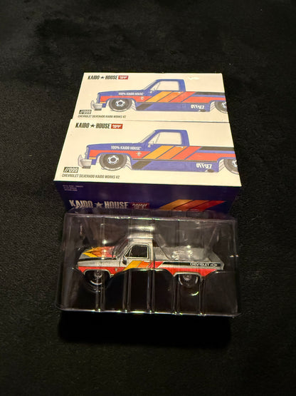 Kaido House 1:64 Chevrolet Silverado Kaido Works V2 - Regular & Chase PAIR