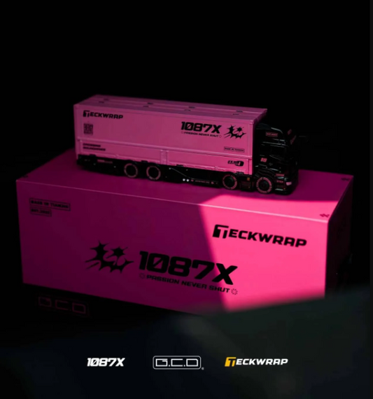GCD 1:64 DarwinPRO TECKWRAP HINO 700 Pink Truck 1087X