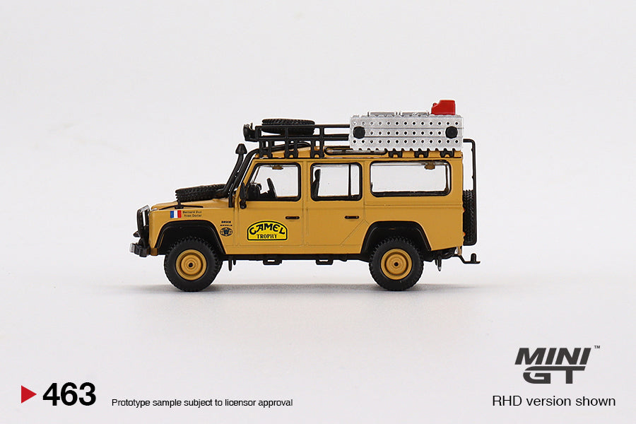 MiniGT 1:64 Land Rover Defender 110 1989 Camel Trophy Amazon Team France – MiJo Exclusive #463