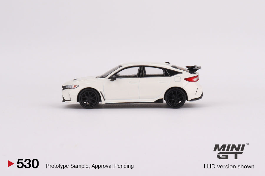 MiniGT 1:64 2023 Honda Civic Type R – Championship White – MiJo Exclusive #530