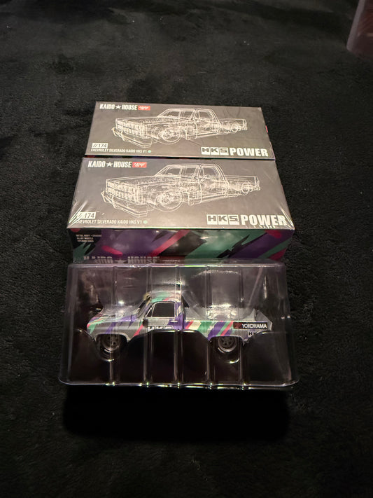 Kaido House 1:64 Chevrolet Silverado Kaido HKS V1 - Regular & Chase PAIR