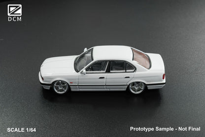 DCM 1:64 BMW Lowride White - *3 Styles*