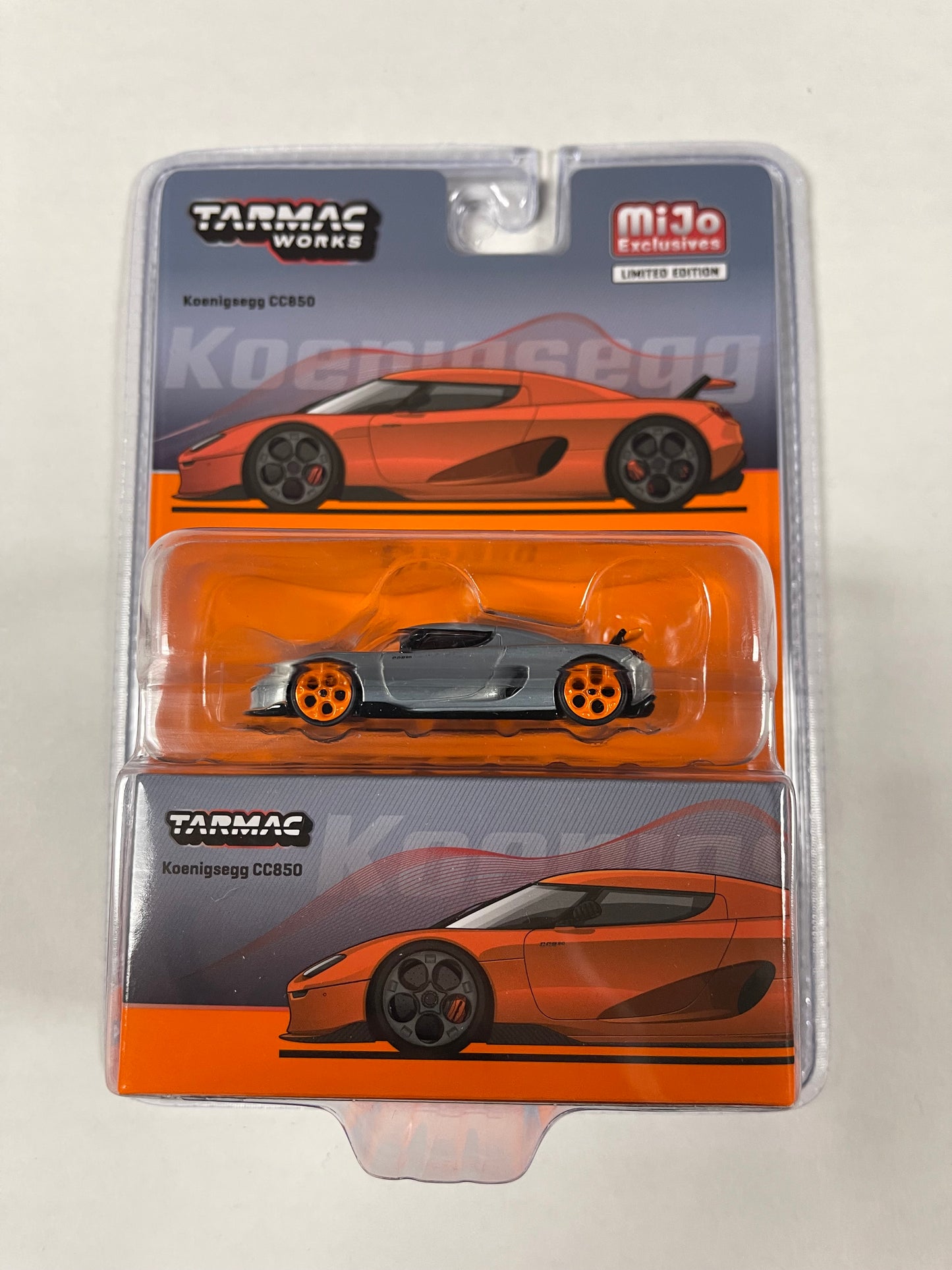 Tarmac 1:64 Koenigsegg CC850 Orange – CHASE