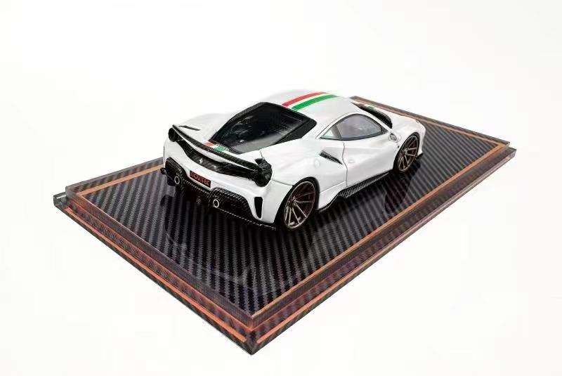 U2 1:64 Resin Model Ferrari 488 Pista