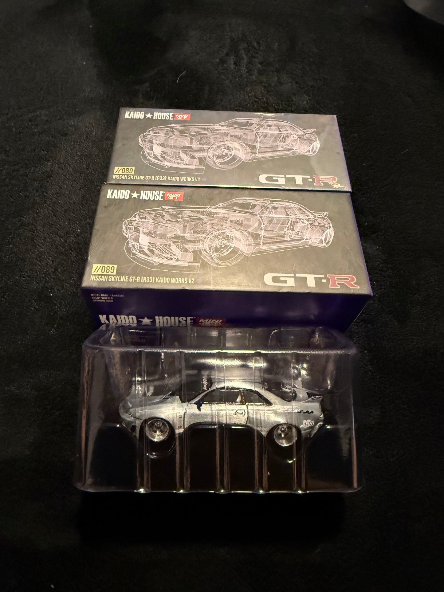 Kaido House 1:64 Nissan Skyline GT-R (R33) Kaido Works V2 - Regular & Chase PAIR