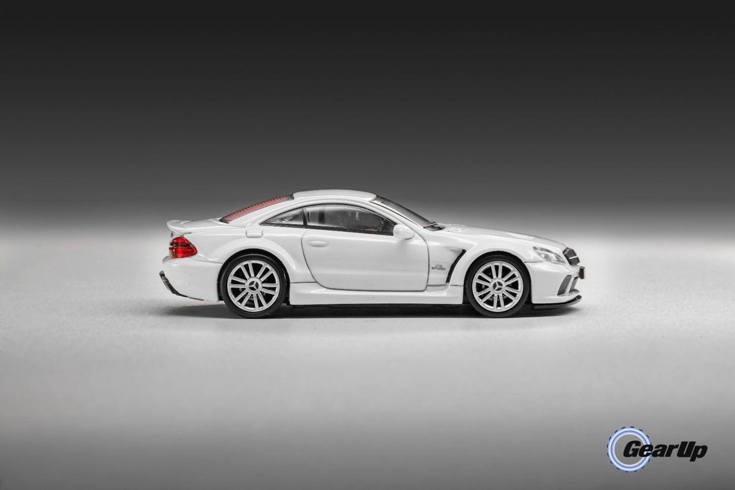 Gear Up 1:64 L65 AMG Black Series