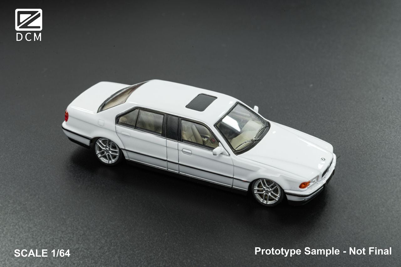 DCM 1:64 BMW Lowride White - *3 Styles*