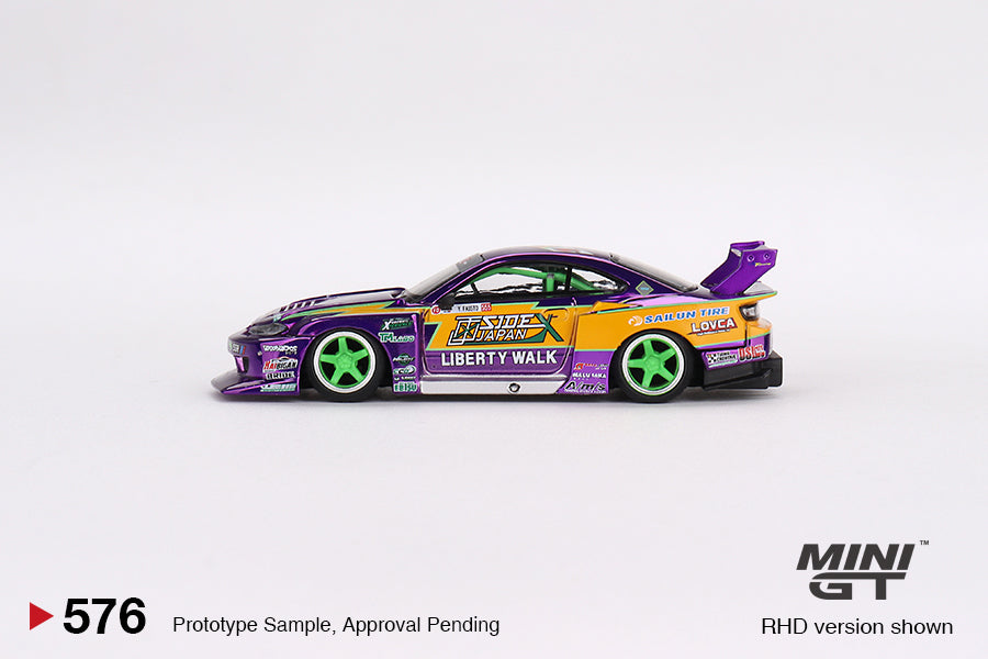 MiniGT 1:64 LB-Super Silhouette Nissan S15 SILVIA #555 2022 Formula Drift Japan - MiJo Exclusive #576