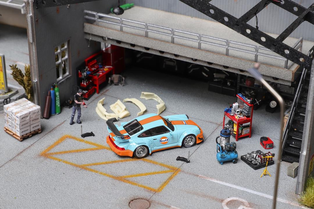 Star Model 1:64 Rauh Welt RWB 964 - *2 Styles*