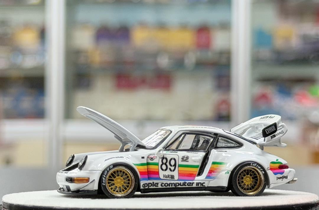 PGM 1:64 RWB Porsche 964 - Apple