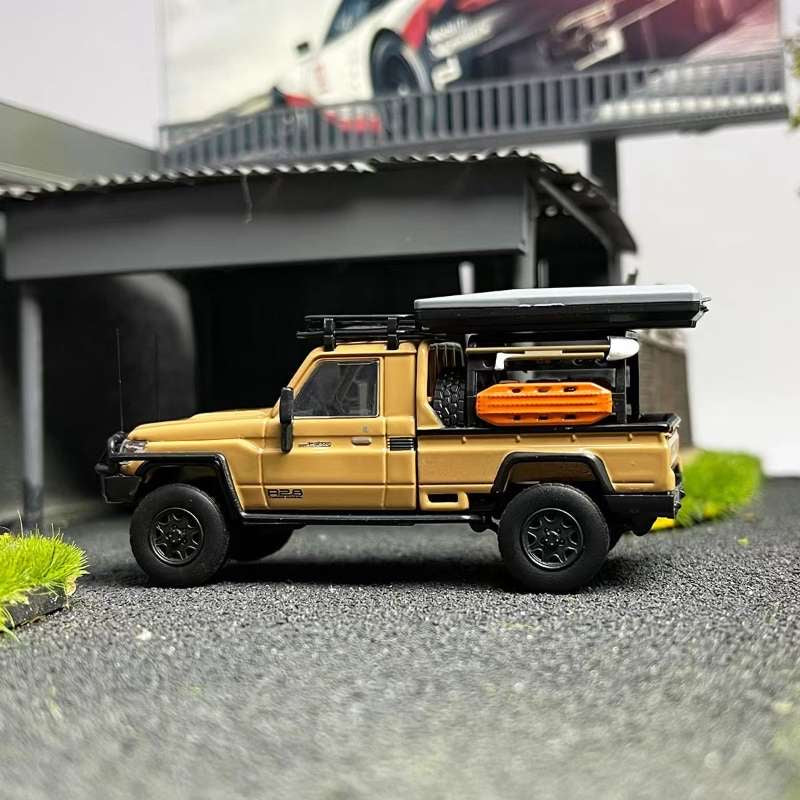 Autobots Models 1:64 Toyota Land Cruiser - Assorted Styles