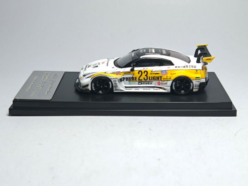 Model Collect 1:64 Nissan Skyline R35 GTR GT LBWK White Flash - *2 Styles*