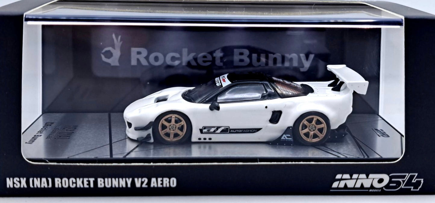 Inno64 1:64 Honda NSX NA1 Pandem Rocket Bunny Auto Fashion - White