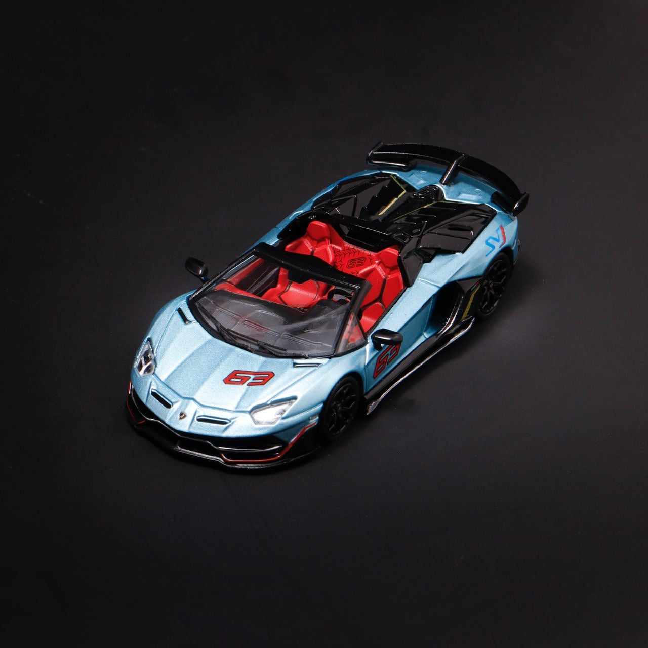Maxwell 1:64 Lamborghini SVJ63 Roadster - *2 Colors*