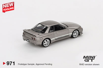 MiniGT 1:64 Nissan Skyline GT-R (R32) Veilside Combat C-I – Veilside Combat Grey #971