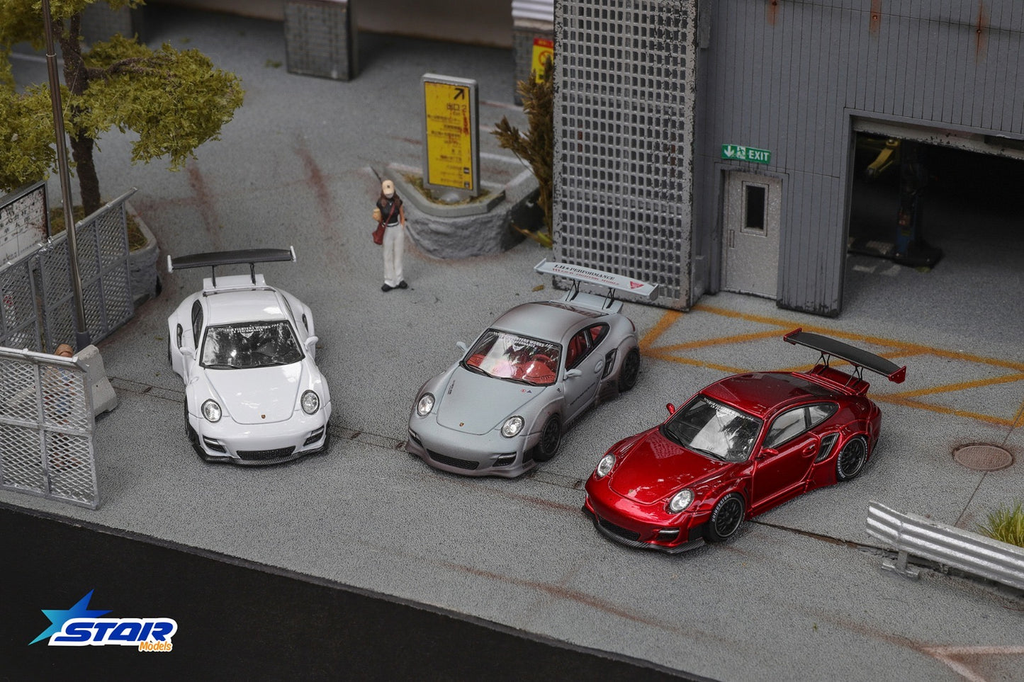Star Model 1:64 Porsche 997 LBWK - *3 Colors*