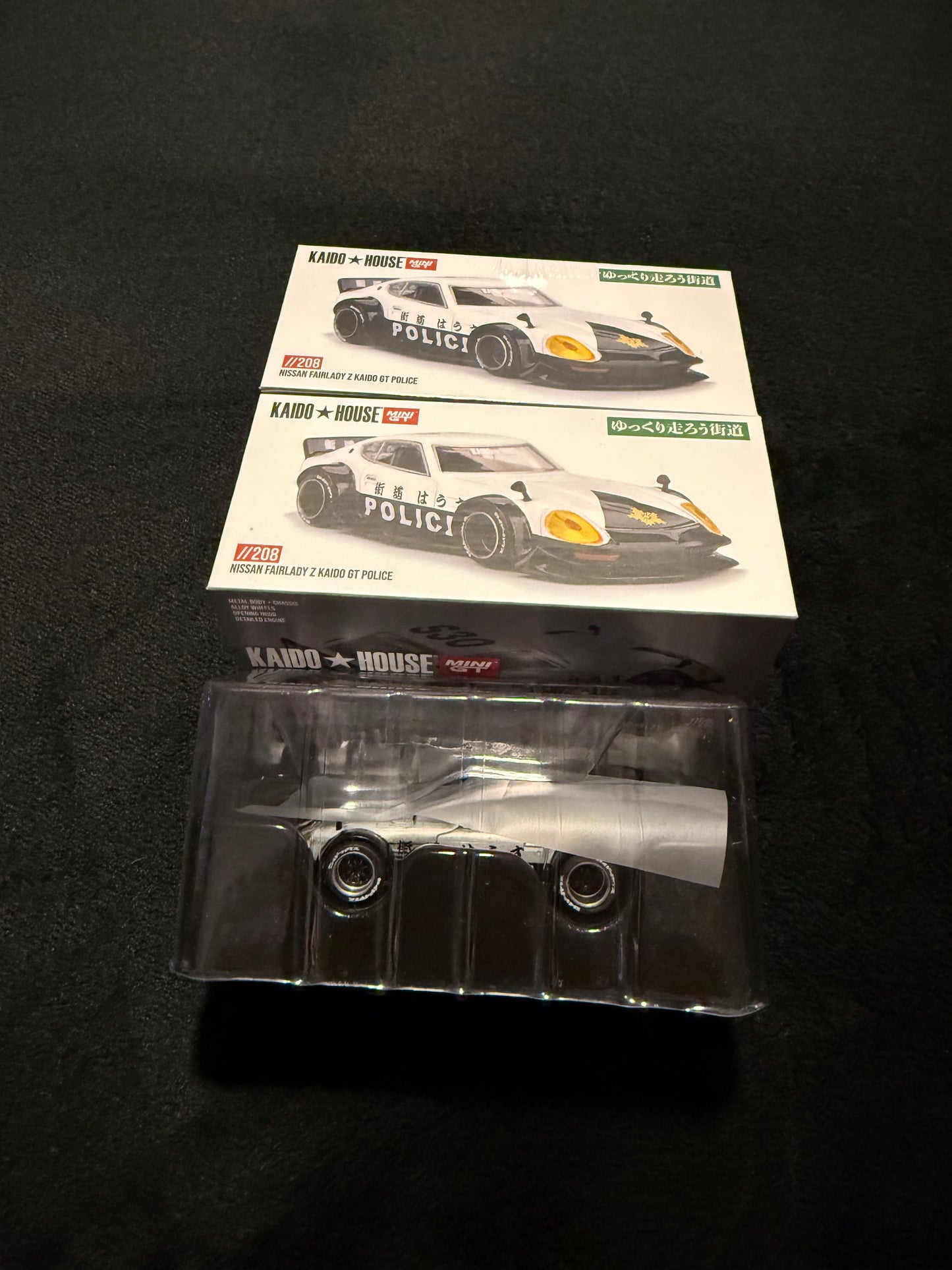 Kaido House 1:64 Nissan Fairlady Z Kaido GT Police - Regular & Chase PAIR