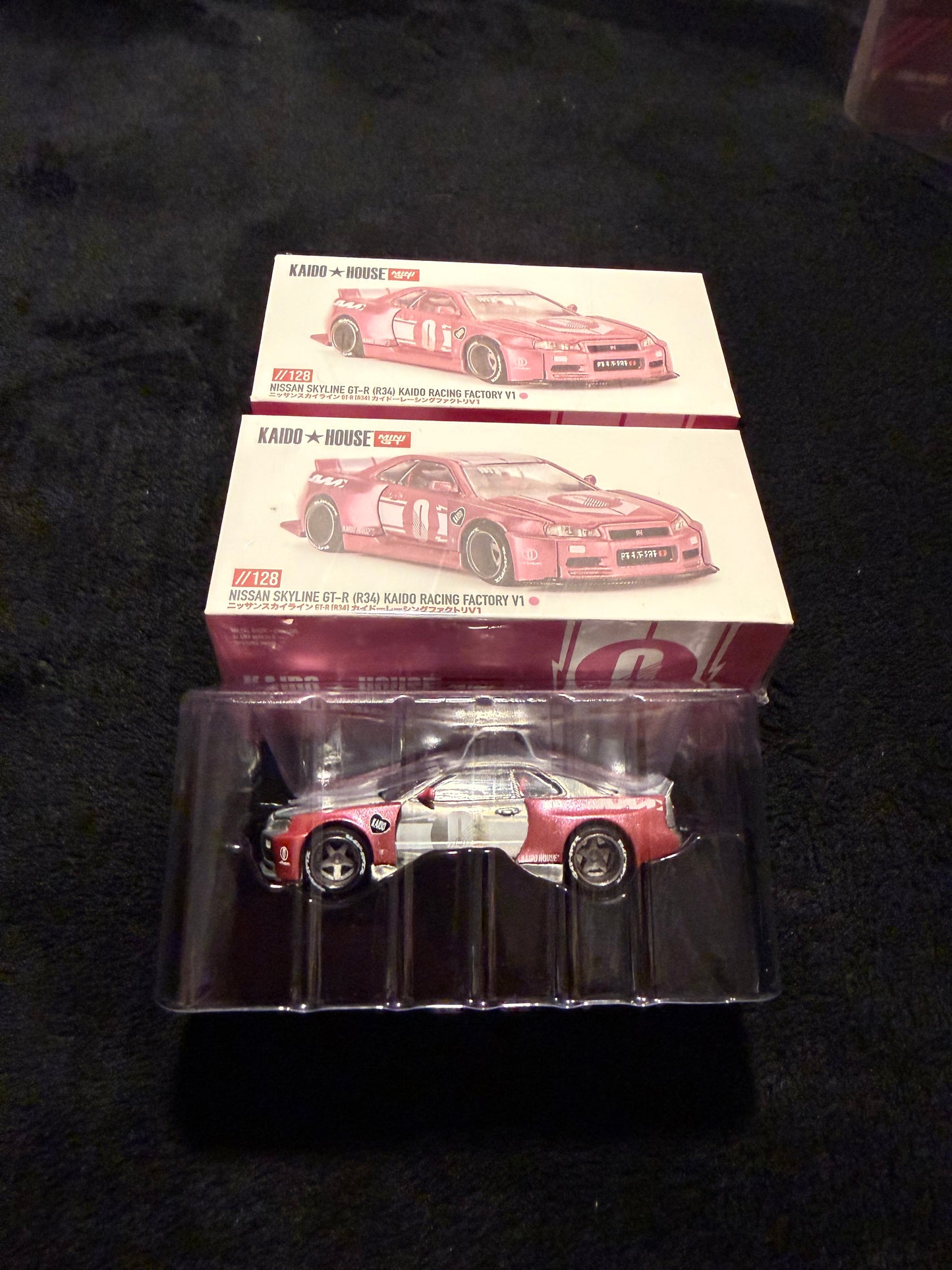 Kaido House 1:64 Nissan Skyline GT-R R34 Kaido Racing Factory V1 - Regular & Chase PAIR