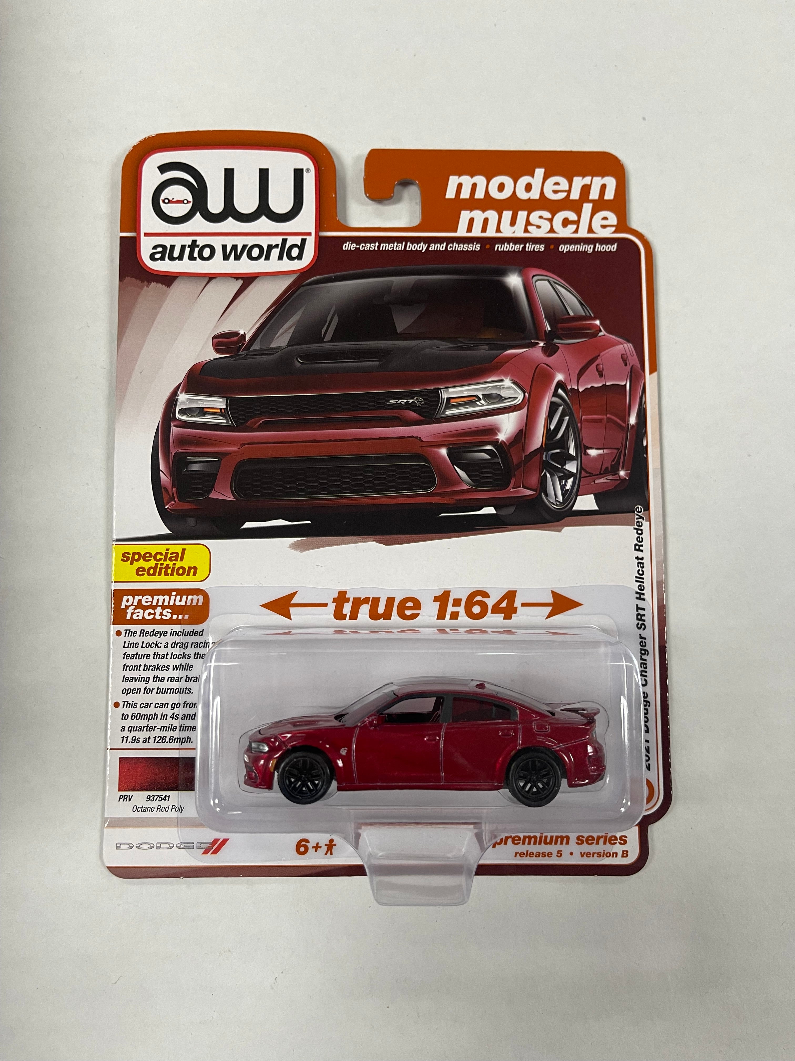 Auto World Target Limited Edition Ultra Red Chase 4 Pack White shops Lighting