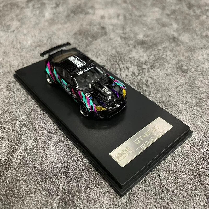 DCM 1:64 GT4586 - 2 Styles - Gulf