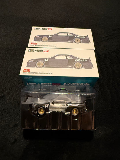 Kaido House 1:64 Nissan Skyline GT-R (R34) Kaido Works GReddy V2 - Regular & Chase PAIR