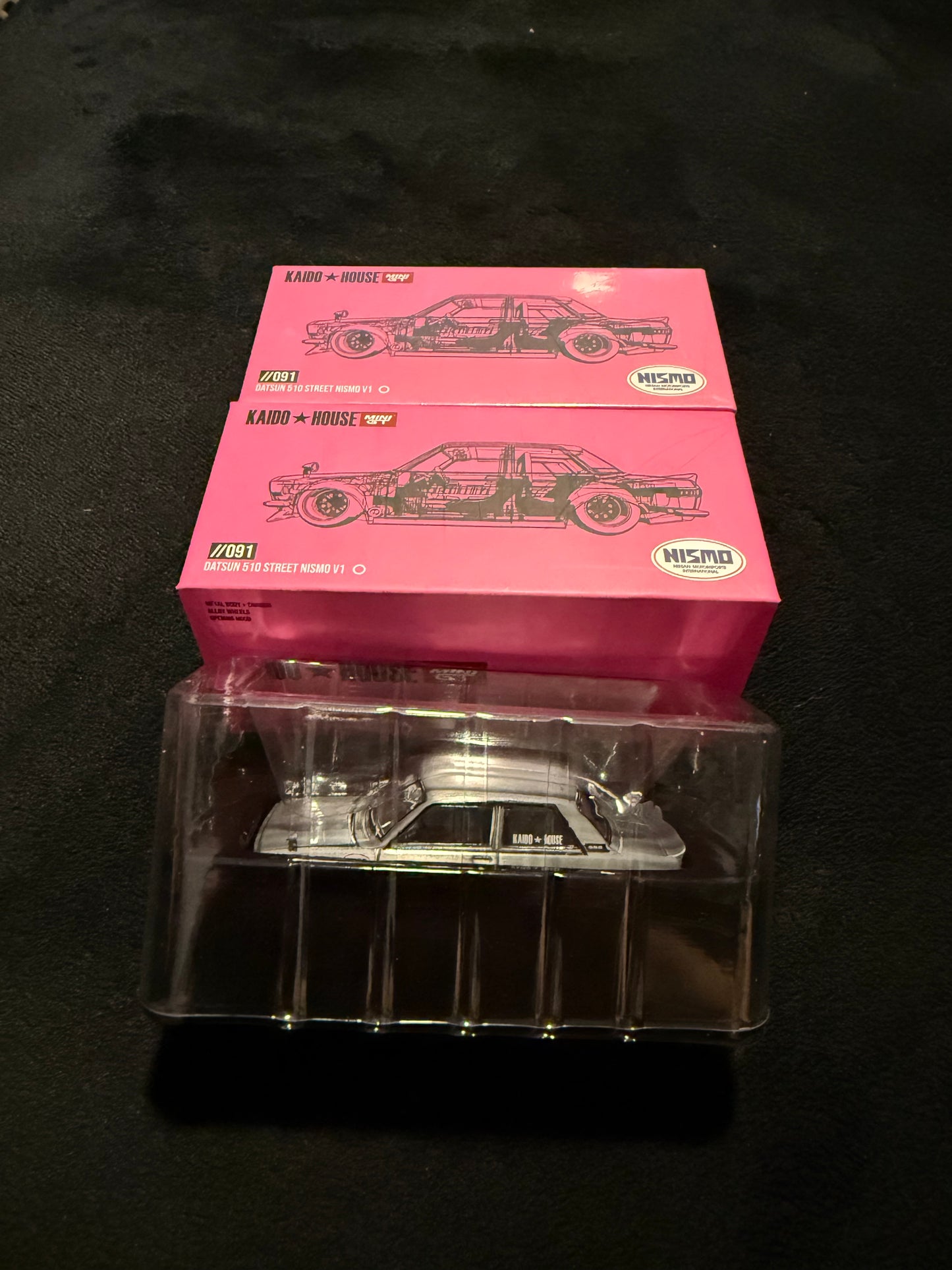 Kaido House 1:64 Datsun 510 Street Nismo V1 - Regular & Chase PAIR