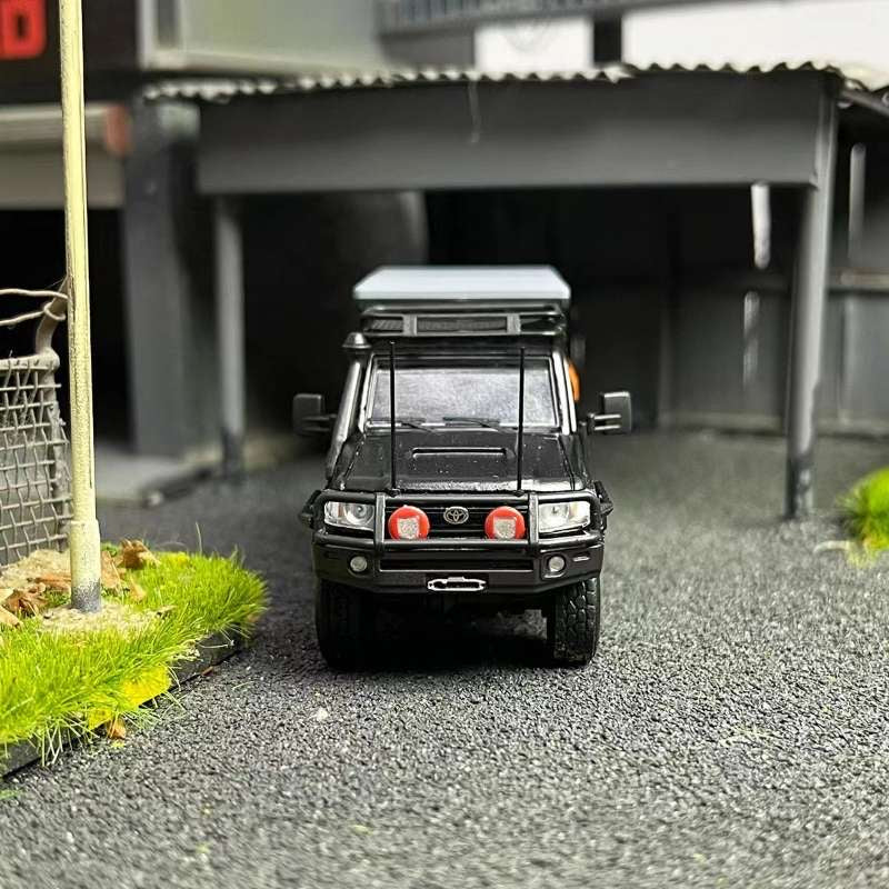 Autobots Models 1:64 Toyota Land Cruiser - Assorted Styles