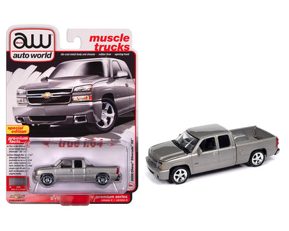 Auto World 1:64 2006 Chevrolet Silverado SS Truck Extended Cab Fleetside – Muscle Trucks - Silver Birch Metallic