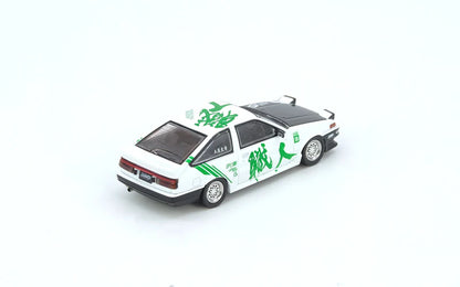 Inno64 1:64 Toyota Sprinter Trueno AE86 "Keiichi Tsuchiya" - White (Chance For Green Chase)
