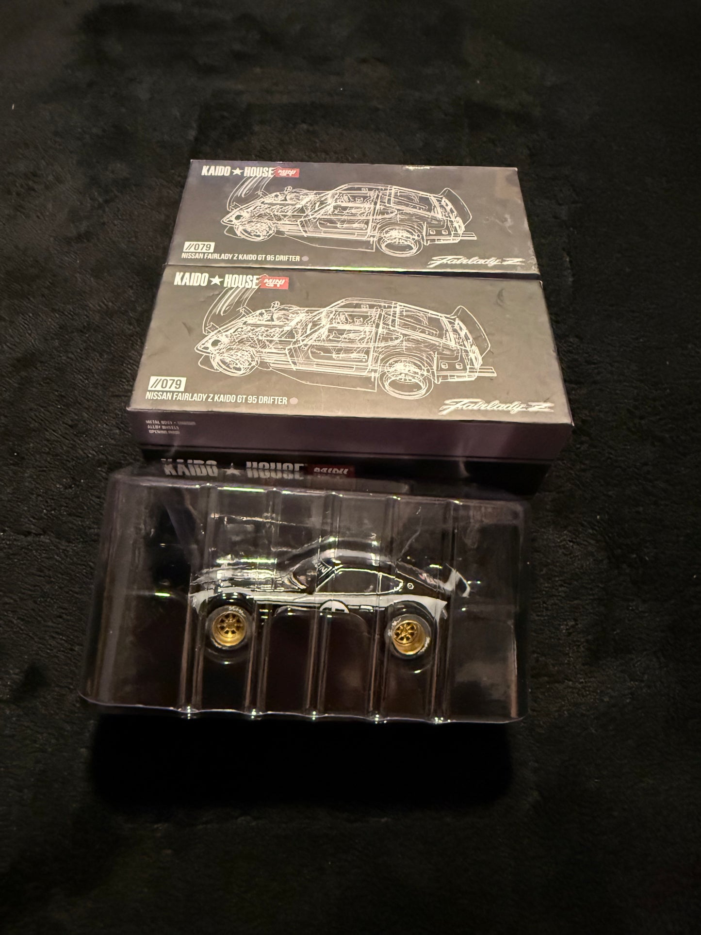 Kaido House 1:64 Nissan Fairlady Z Kaido GT 95 Drifter V1 - Regular & Chase PAIR