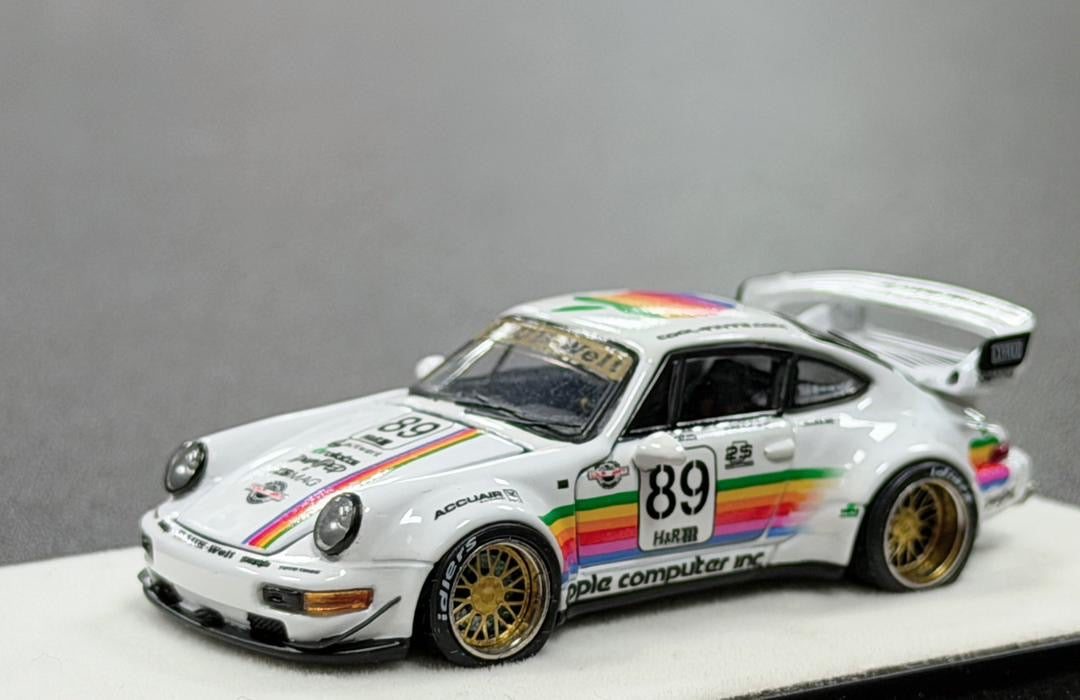 PGM 1:64 RWB Porsche 964 - Apple