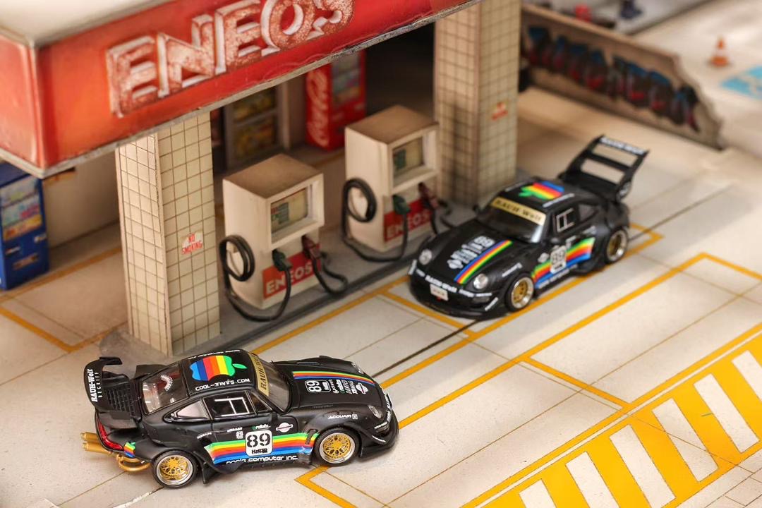 Street Weapon 1:64 Porsche RWB 993 Apple Matte Black - *2 Styles*