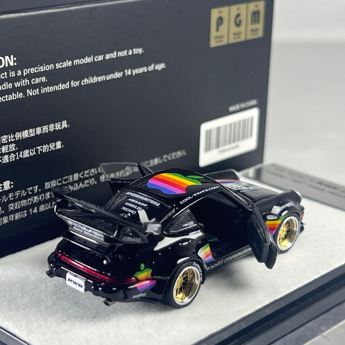 PGM 1:64 Porsche 911 964 RWB Apple - Black