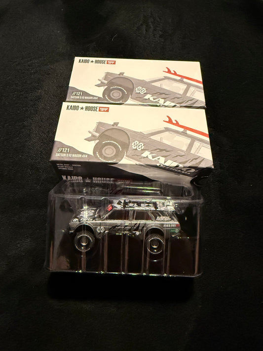 Kaido House 1:64 Datsun 510 4X4 Wagon Kaido Offroad V1 - Regular & Chase PAIR