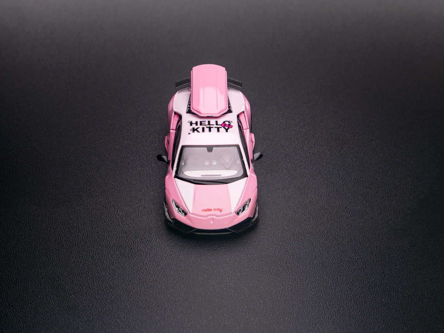 TPC 1:64 Lamborghini Huracan LP610-4 - Hello Kitty With Roof Storage