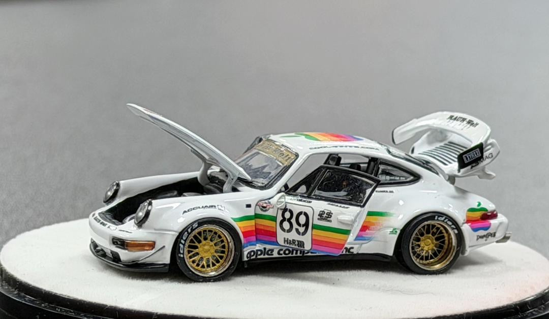 PGM 1:64 RWB Porsche 964 - Apple