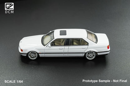 DCM 1:64 BMW Lowride White - *3 Styles*