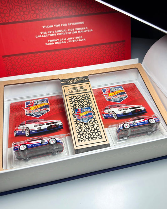 Hot Wheels 1:64 2026 4th Annual Malaysia Collectors Convention - Nissan Skyline GT-R V-Spec II BNR34 Box Set With Pin *Dinner Exclusive*