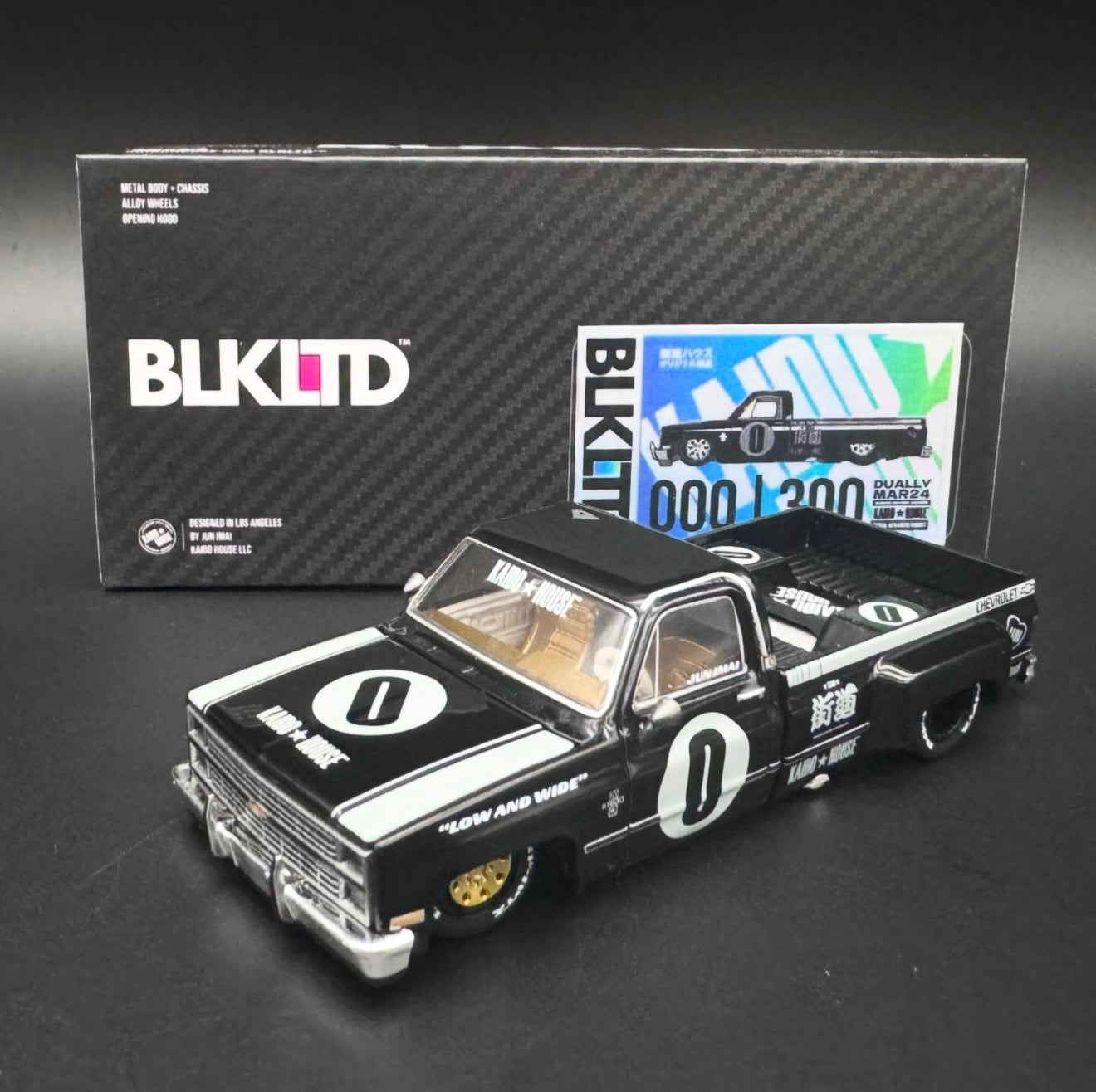 Kaido House 1:64 BLKLTD Chevrolet Silverado Dually KAIDO V1 With Pin - KHMG085