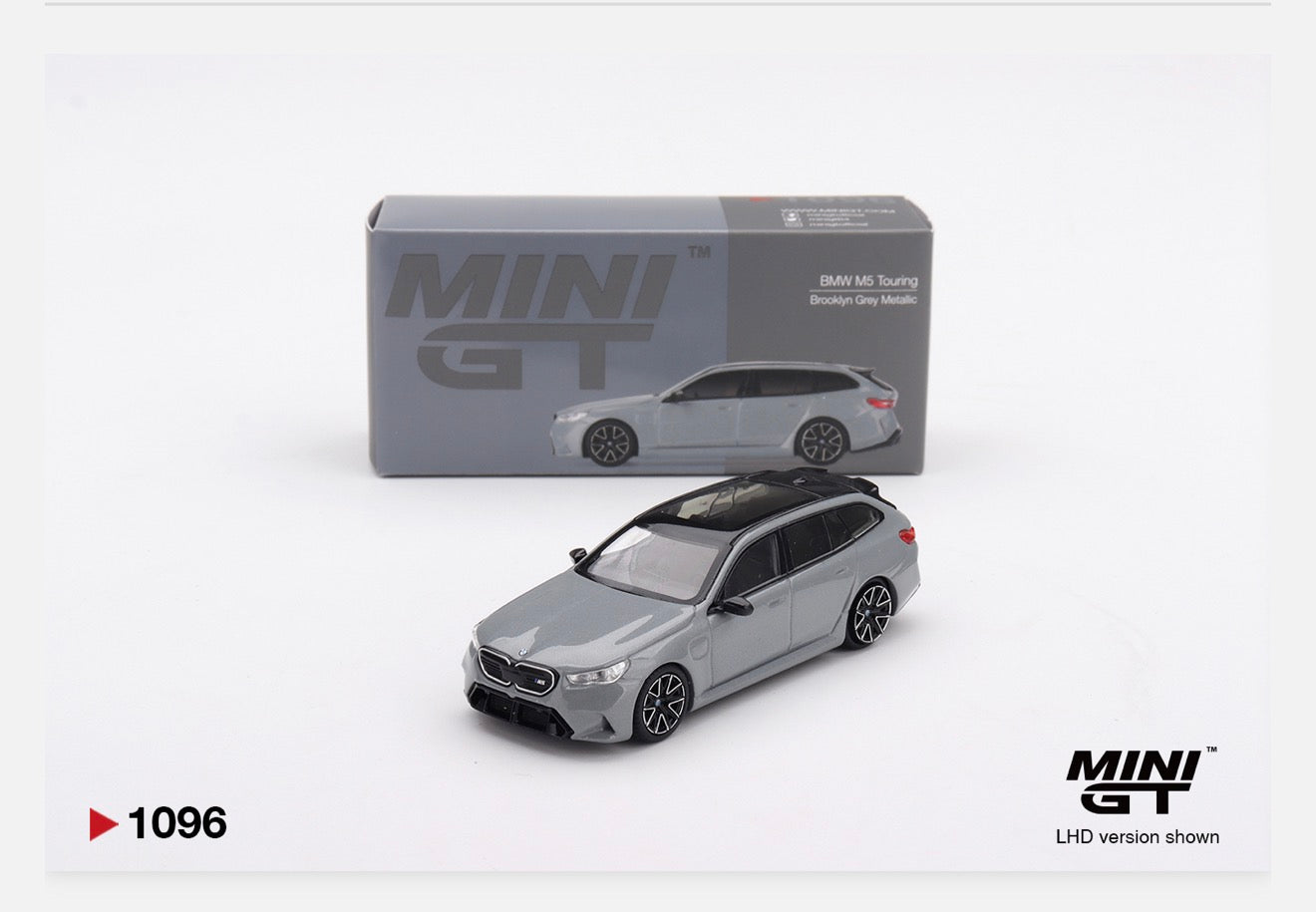 MiniGT 1:64 BMW M5 Touring Brooklyn Grey Metallic #1096